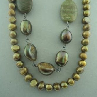 KZ0053 HANSSNOER PAREL/JASPIS GROEN GEKETTELD/GEREGEN