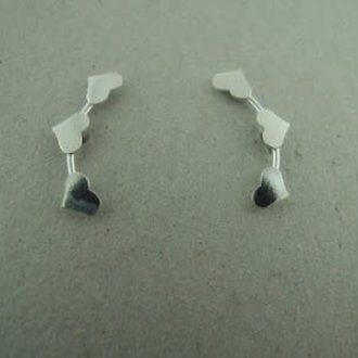 OZ0905 OORSTEKER Ag925 3XHART (per 2 paar) 15MM