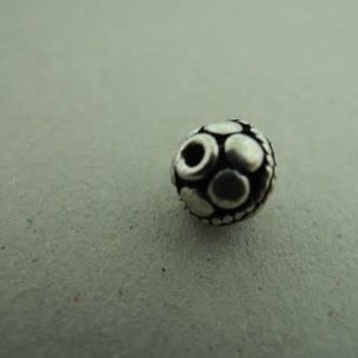 BP57 KRAAL Ag925 (per 3 stuks) ETNISCH  7MM ROND DOORBOORD