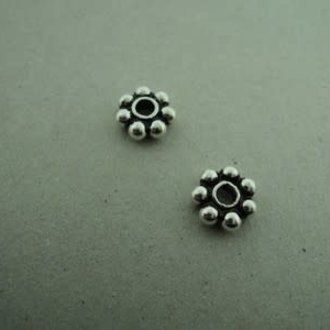 BP63 KRAAL Ag925 (per 5 stuks) ETNISCH  8MM BLOEM