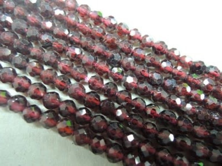 9919 KRAAL GRANAAT ROOD 4MM ROND FACET