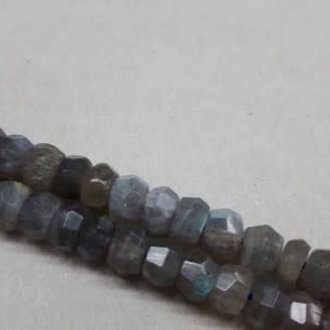 9949 KRAAL LABRADORIET GRIJS 10MM VEELHOEK FACET