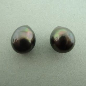 PEARL13 ZOETWATERPAREL BRUIN (per 10 stuks) 16MM DRUPPEL HALF GEBOORD