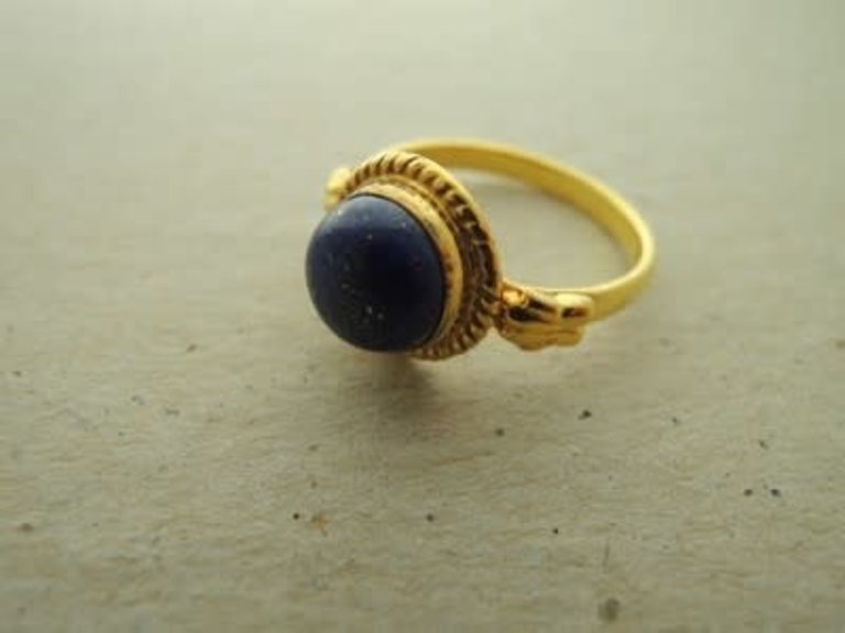 P151 RG011 RING Ag925 VERGULD LAPIS LAZULI 9MM ROND