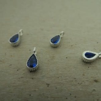PE292 HANGER MET OOG (PER 10 STUKS) AG925 ZIRKOON BLAUW 5MM X 4MM DRUPPEL