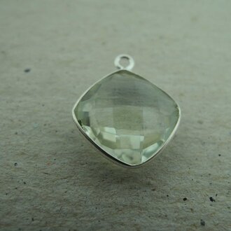 QSF183 HANGER IN KAST Ag925 GROEN  13X13MM VIERKANT AMETHIST MET OOG TOP