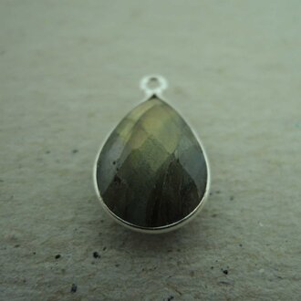 QSF219 HANGER IN KAST Ag925   GRIJS 15X10MM DRUPPEL LABRADORIET OOG TOP