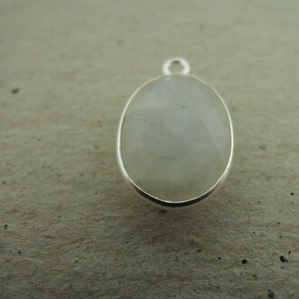 QSF237 HANGER IN KAST Ag925 WIT 15X11MM OVAAL REGENBOOG MAANSTEEN MET 1 OOG TOP