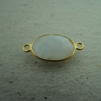 QSF287 HANGER IN KAST Ag925 VERGULD  WIT OVAAL REGENBOOGMAANSTEEN MET 2 OGEN