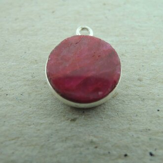 A1012 HZ0056 HANGER Ag925 RUBY ROOS 12MM ROND MET KAST MET OOG