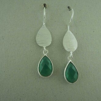 P63 OZ0894 OORHAAK Ag925 ONIX GROEN 45MM DRUPPEL