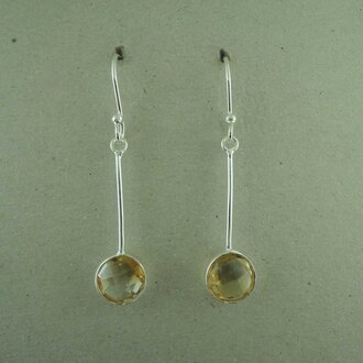 P158 OZ0930 OORHAAK Ag925 LEMON TOPAAS GEEL  4CM STAAFJE+10MM ROND