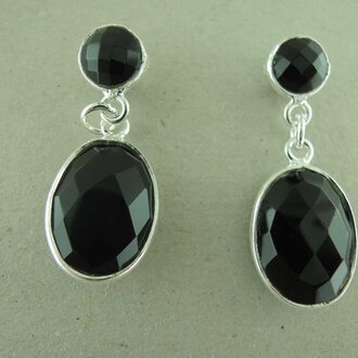 P159 OZ0939 OORSTEKER Ag925 ONIX ZWART 3CM 7MM ROND + 15MM OVAAL