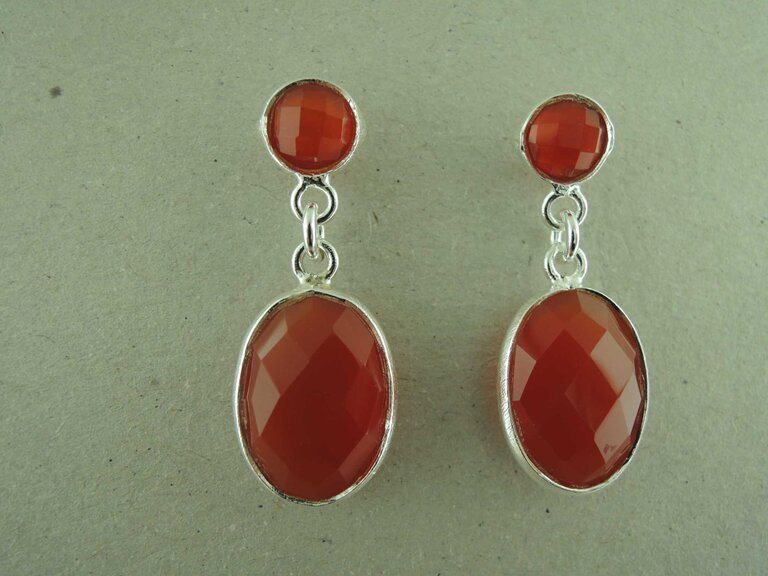 P159 OZ0940 OORSTEKER Ag925 CARNEOOL ORANJE 3CM 7MM ROND + 15MM OVAAL