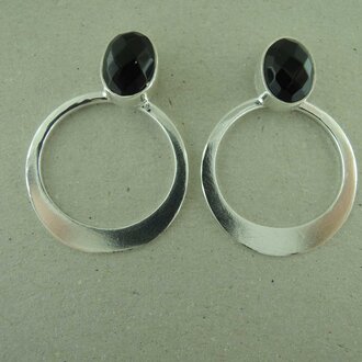 P161 OZ0951 OORSTEKER Ag925 ONIX ZWART 28MM 15MM 8MM OVAAL