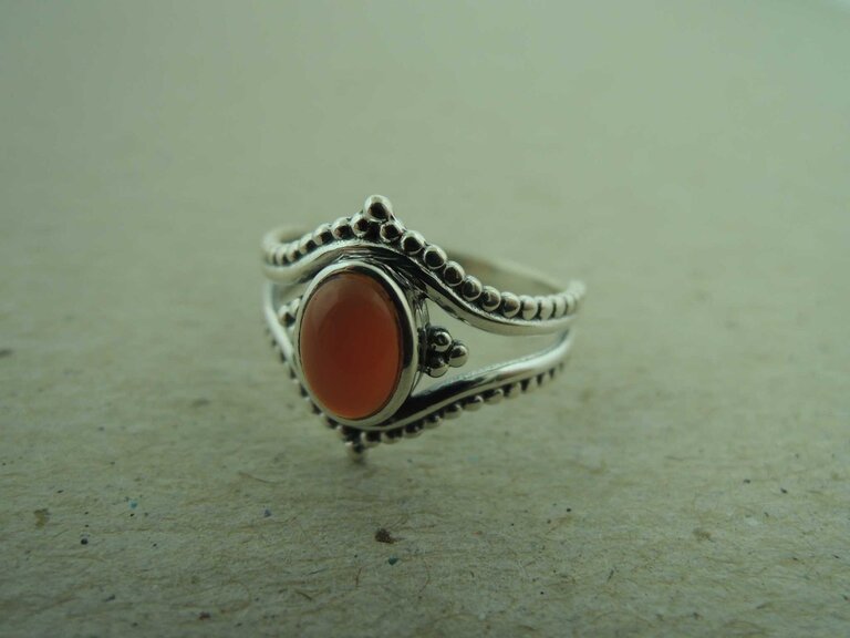 P162 RZ0328 RING Ag925 CARNEOOL ORANJE 8X6MM OVAAL