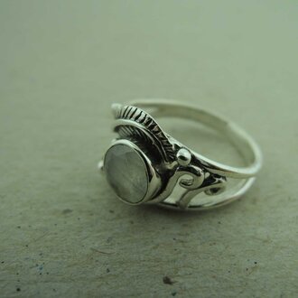 P163 RZ0336 RING Ag925 MAANSTEEN WIT 7MM ROND