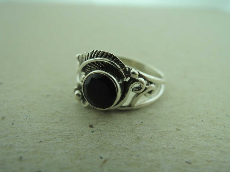 P163 RZ0337 RING Ag925 ONIX ZWART 7MM ROND