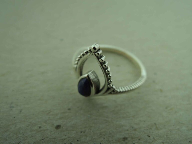 P165 RZ0347 RING Ag925 LAPIS LAZULI BLAUW 7X5MM DRUPPEL