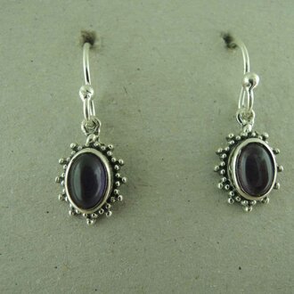 P175 OZ0970 OORHAAK Ag925 11MM AMETHIST PAARS OVAAL 7MM