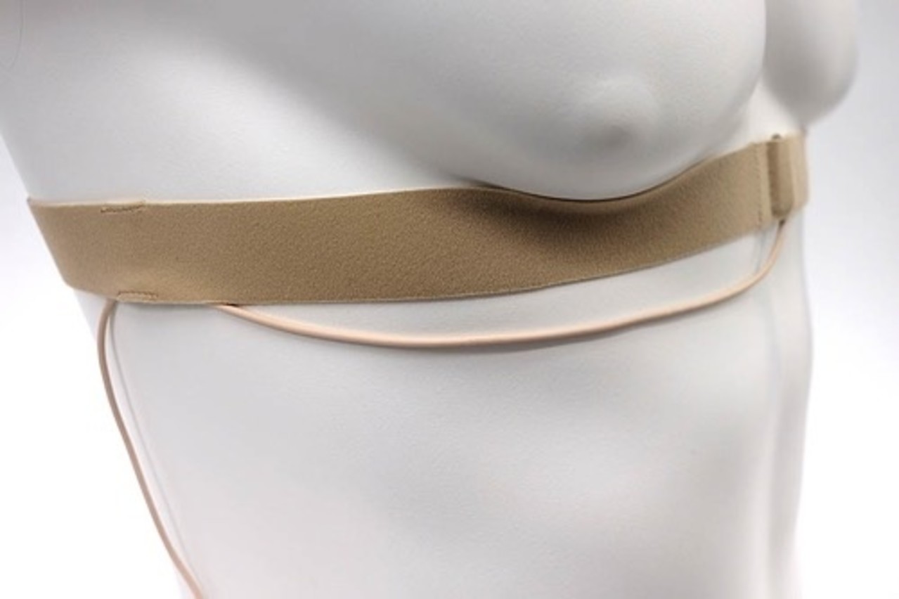 Ursa Ursa Chest Strap Beige