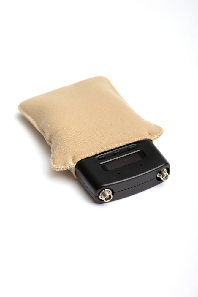 Viviana Viviana Belt Puffy Pouch Large Beige Viviana Viviana Belt Puffy Pouch Large Beige