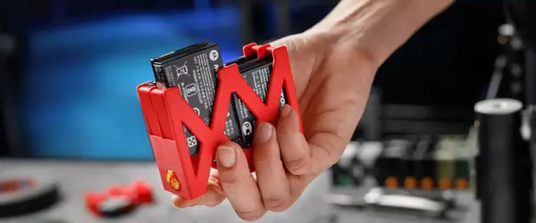 Kit Bravo Kit Bravo BT100 X2 Battery Holder Kit Bravo Kit Bravo BT100 X2 Battery Holder