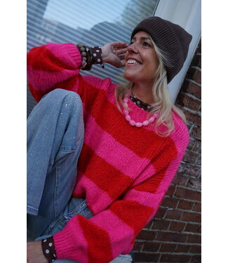 GEBREIDE TRUI ROOD ROZE