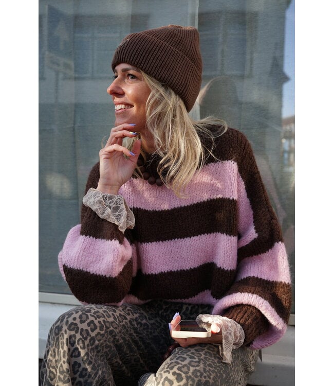 GEBREIDE TRUI BRUIN ROZE