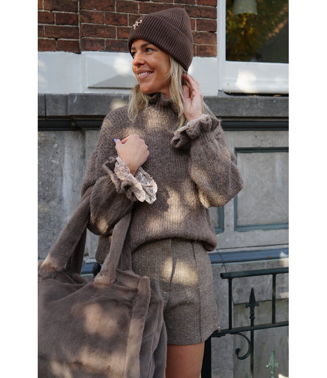 TRUI MET RUFFLE TAUPE