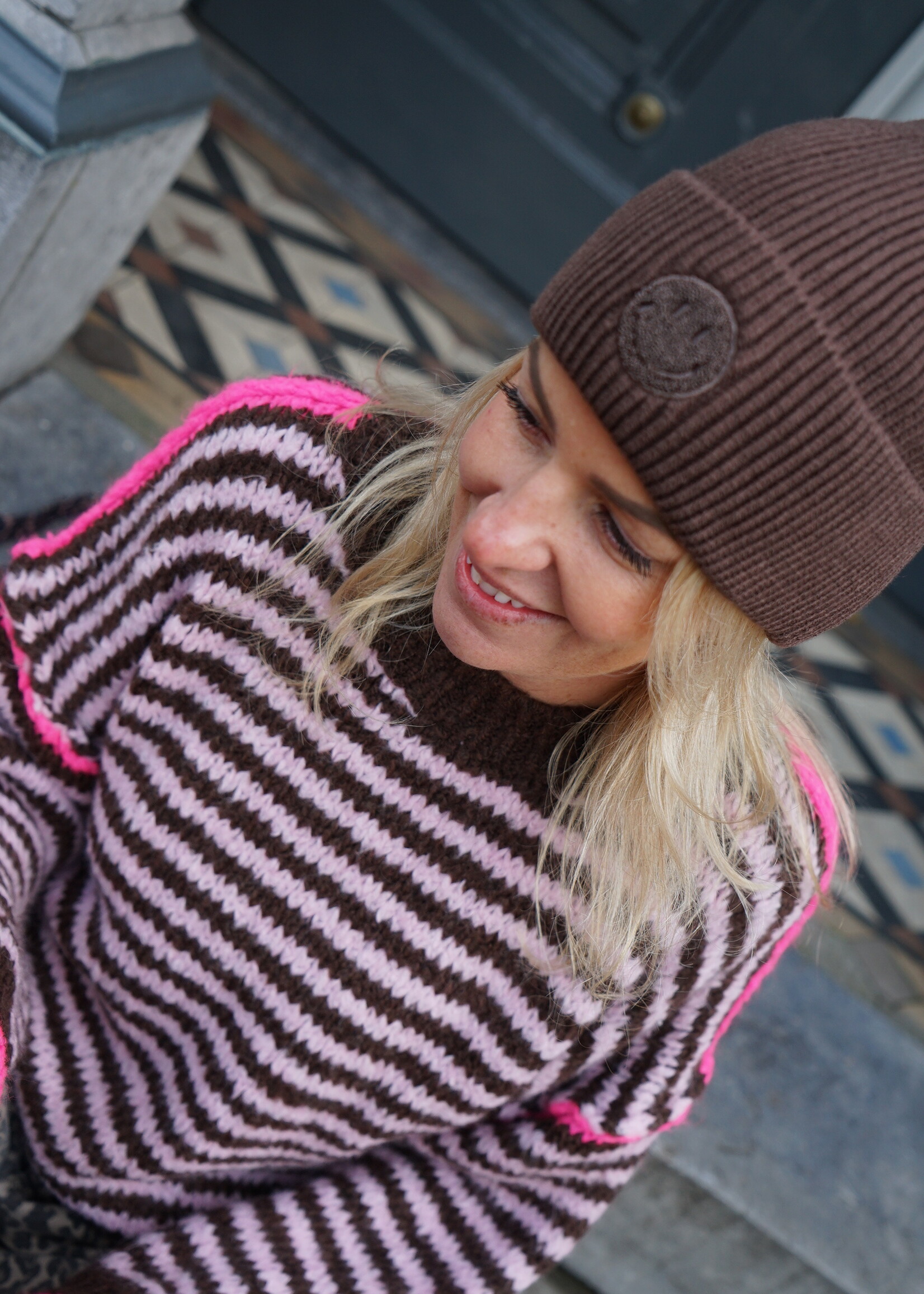 SMILEY MUTS BRUIN