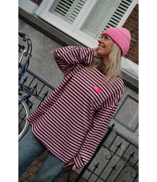 OVERSIZED STREEP TOP BRUIN ROZE