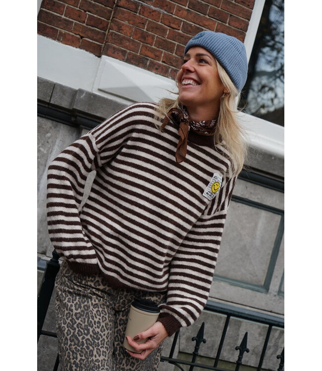 STREEP TRUI SMILEY BRUIN OFFWHITE