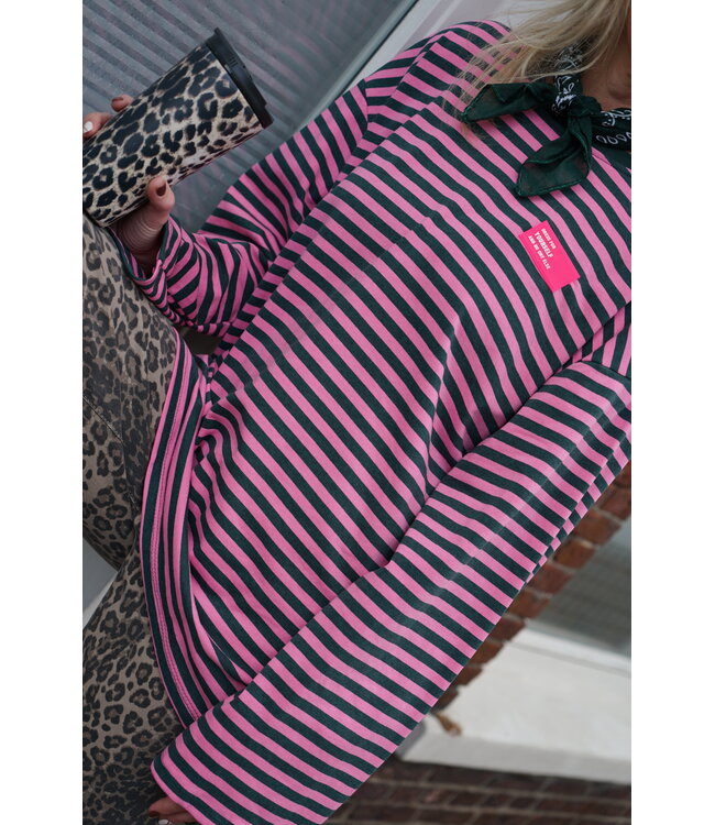 OVERSIZED STREEP TOP ROZE GROEN