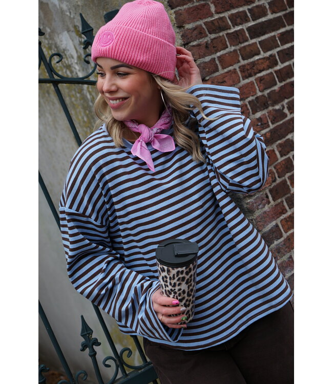STREEP TOP MAE BLAUW BRUIN