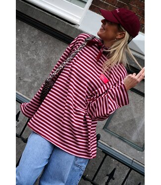 OVERSIZED STREEP TOP BURGUNDY ROZE