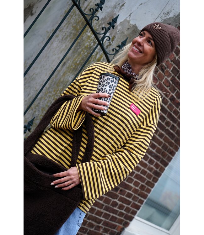 OVERSIZED STREEP TOP BRUIN GEEL