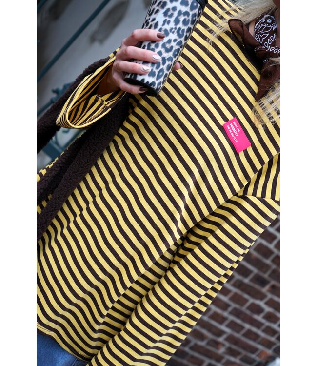 OVERSIZED STREEP TOP BRUIN GEEL