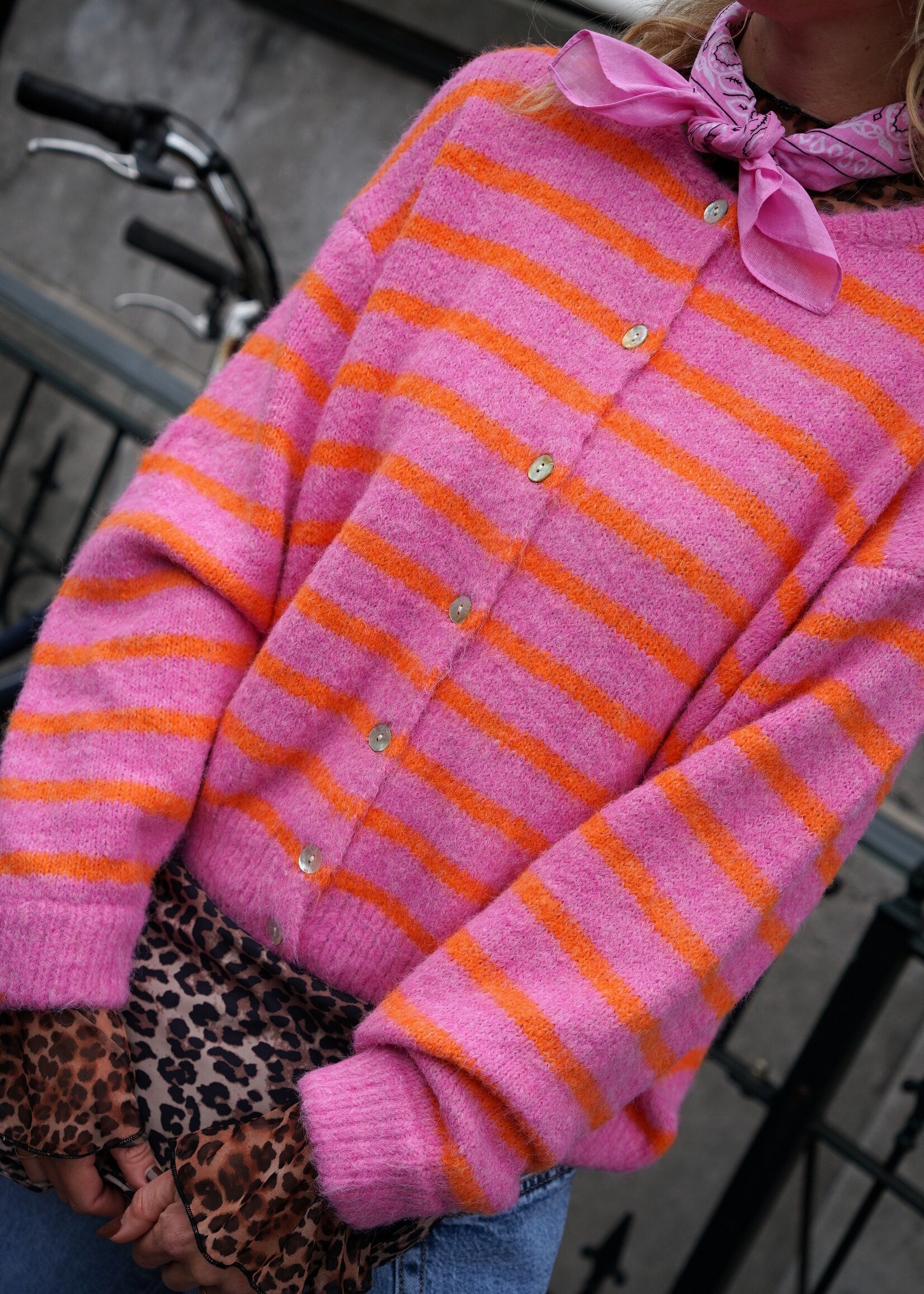 STREEP VEST ROZE ORANJE
