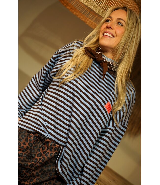 STREEP TOP AMOUR BLAUW BRUIN