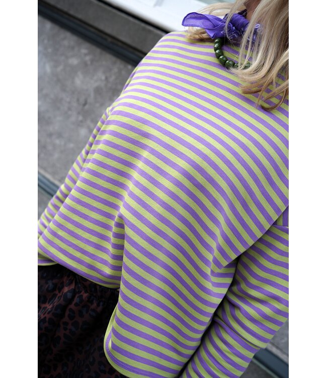 STREEP TOP KIM LILA GROEN