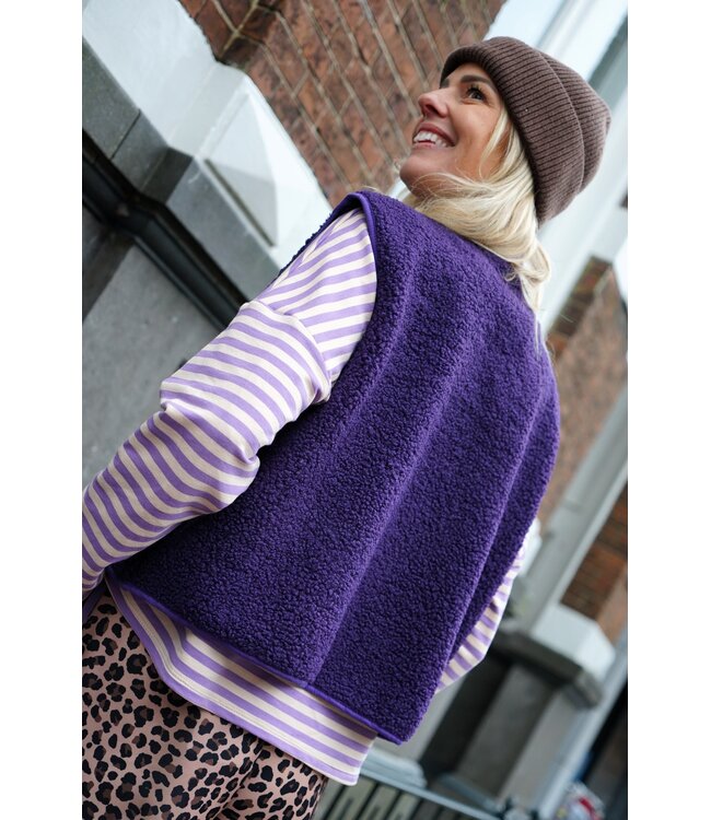 TEDDY GILET PAARS OUT OF OFFICE