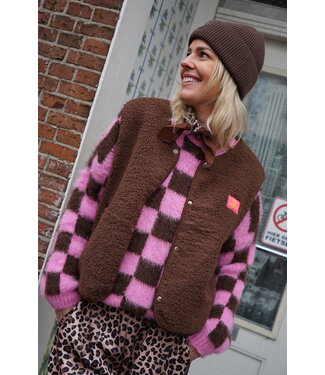 TEDDY GILET BRUIN OUT OF OFFICE