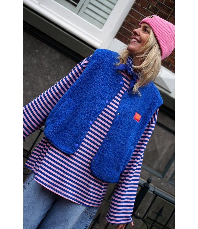 TEDDY GILET BLAUW OUT OF OFFICE