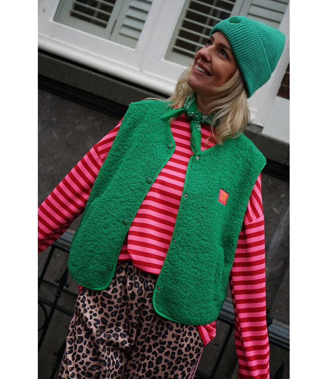 TEDDY GILET GROEN OUT OF OFFICE