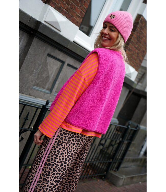 TEDDY GILET OUT OF OFFICE FUCHSIA
