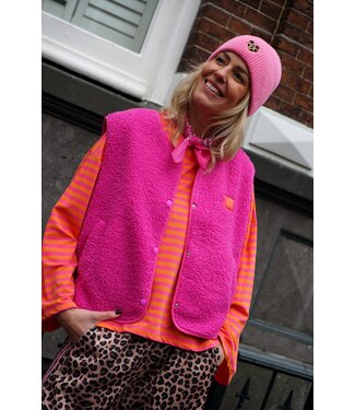 TEDDY GILET FUCHSIA OUT OF OFFICE