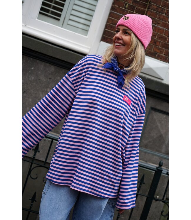 OVERSIZED STREEP TOP ROZE BLAUW