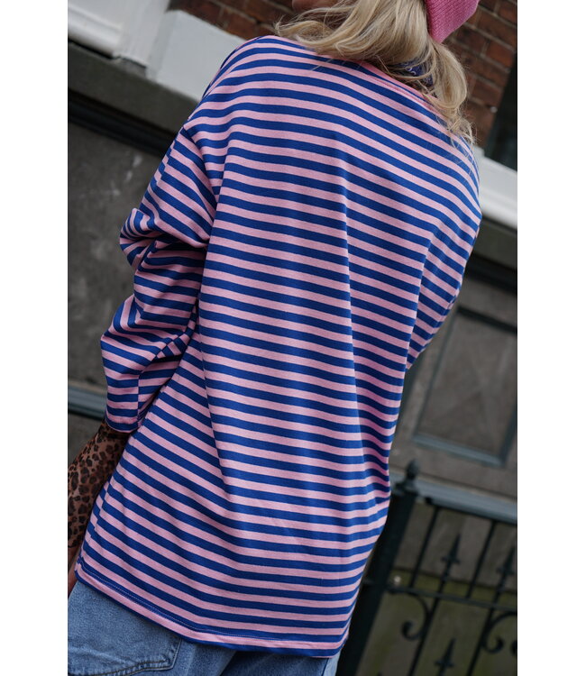 OVERSIZED STREEP TOP ROZE BLAUW