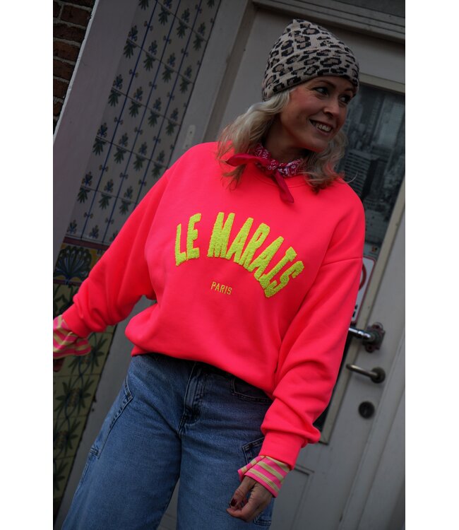 SWEATER LE MARAIS NEON ROZE GEEL